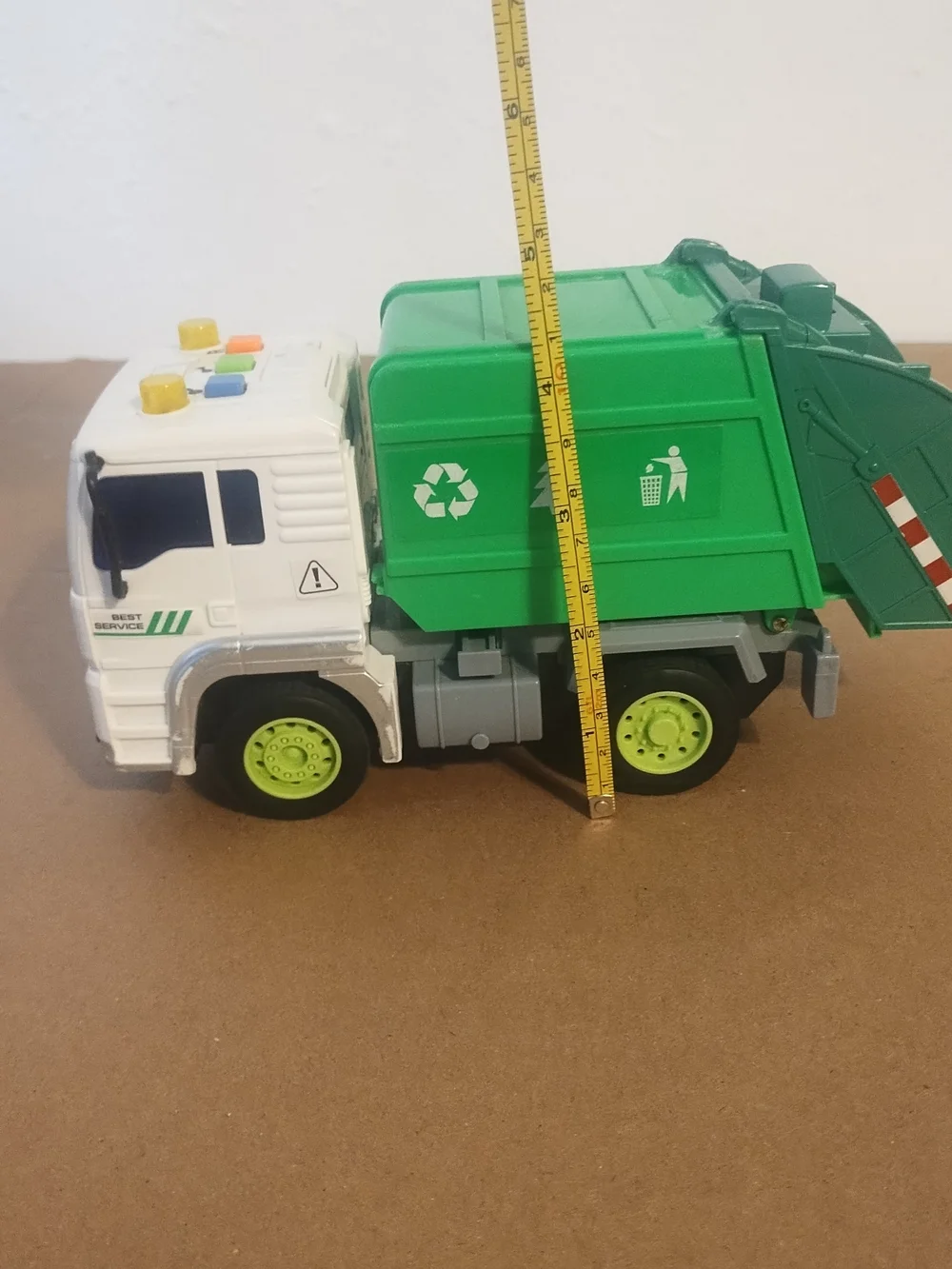 Wenyi Purifier Garbage Recycle Sanitation Truck 1:20 tested work LIGHTS UP SOUND